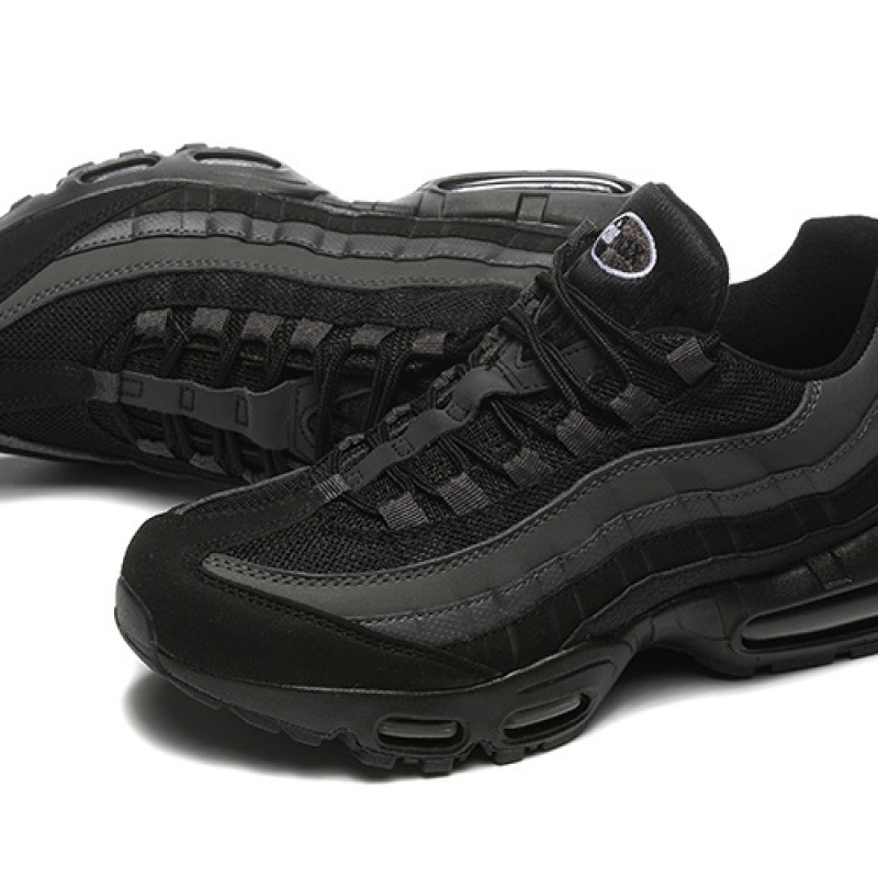 나이키 에어맥스 95 에센셜