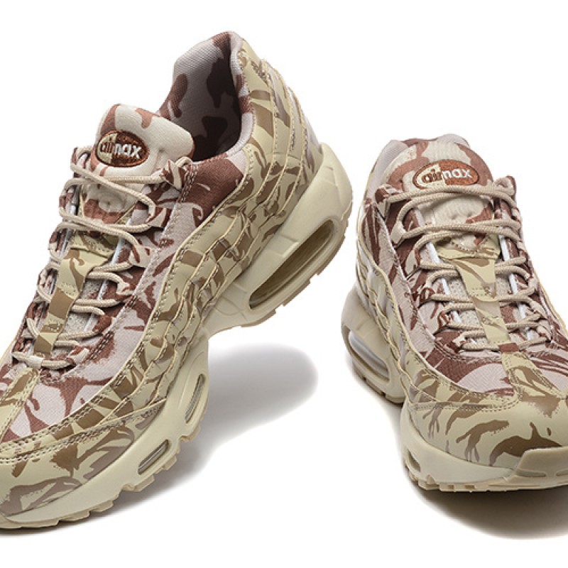 나이키 에어맥스 95 에센셜