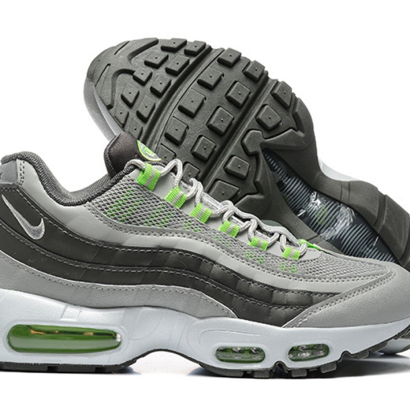 나이키 에어맥스 95 에센셜