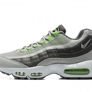 나이키 에어맥스 95 에센셜