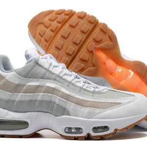 나이키 에어맥스 95 에센셜 DM0011-100