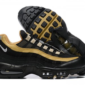 나이키 에어맥스 95 에센셜 DM0012-600