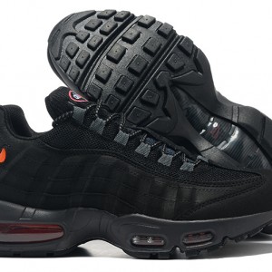 나이키 에어맥스 95 에센셜 DV5672-001