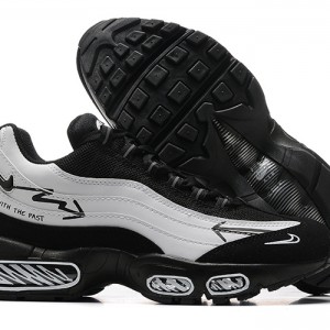 나이키 에어맥스 95 에센셜 DX4615-100