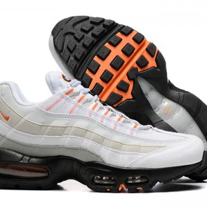 나이키 에어맥스 95 에센셜