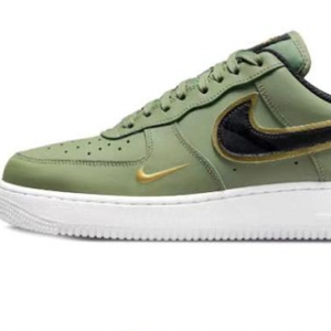 나이키 에어포스 1 '07 프리미엄 카라비너 레드