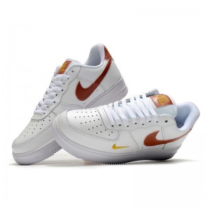 나이키 에어포스 1 '07 프리미엄 카라비너 레드