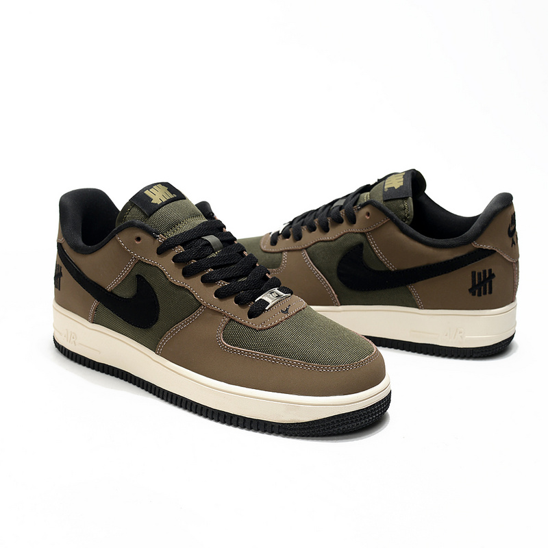 나이키 에어포스 1 '07 프리미엄 카라비너 레드