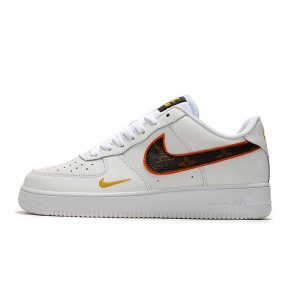 나이키 에어포스 1 '07 프리미엄 카라비너 레드