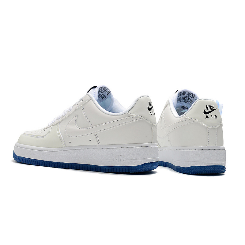 나이키 에어포스 1 '07 프리미엄 카라비너 레드