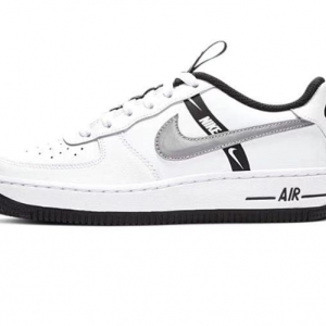 나이키 에어포스 1 '07 프리미엄 카라비너 레드