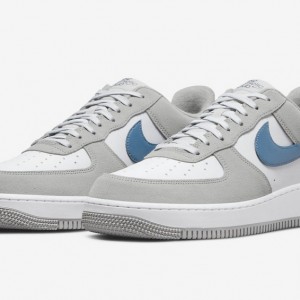 나이키 에어포스 1 '07 프리미엄 카라비너 레드 DH7568-001