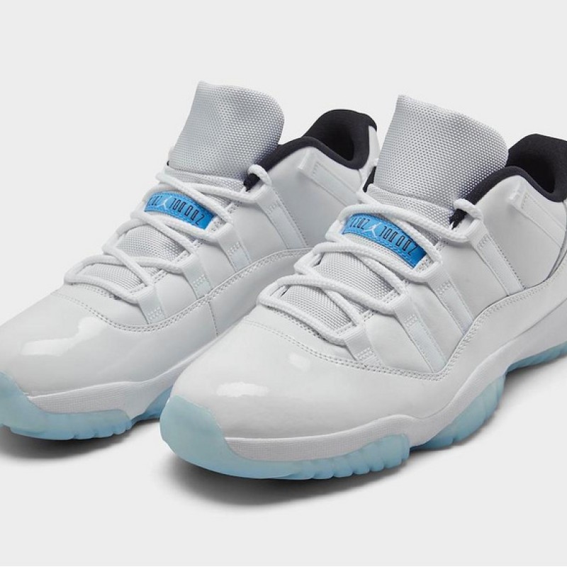 [나이키] 에어 조던 11 CMFT 로우 GS AV2187-117