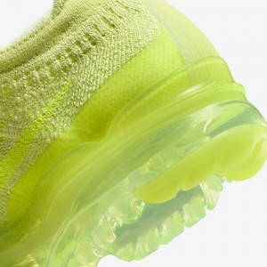 나이키 에어 베이퍼맥스 플라이니트 DV6840-700