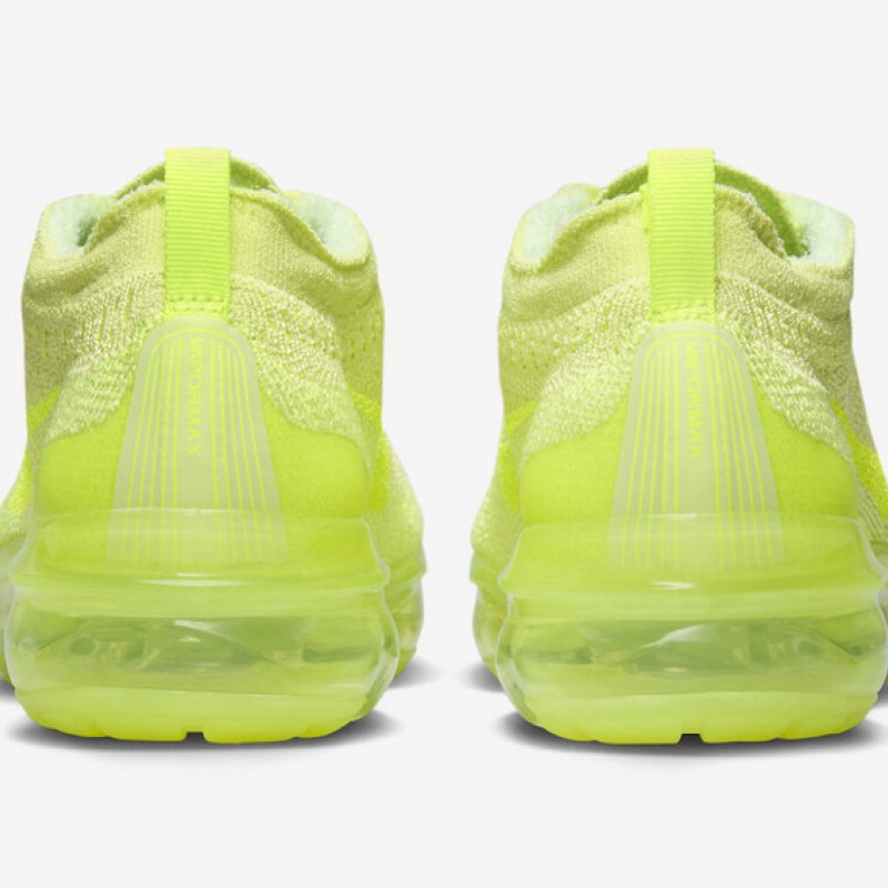 나이키 에어 베이퍼맥스 플라이니트 DV6840-700