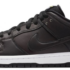 나이키 DUNK LOW RETRO 운동화