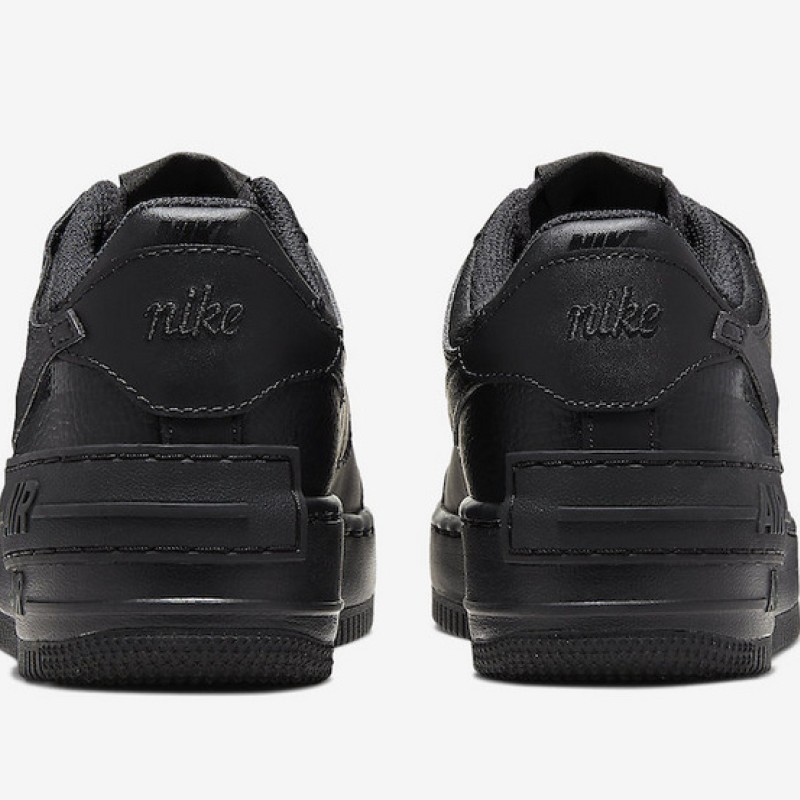 나이키 우먼스 에어 포스 1 '07 쉐도우 로우탑 트리플 운동화