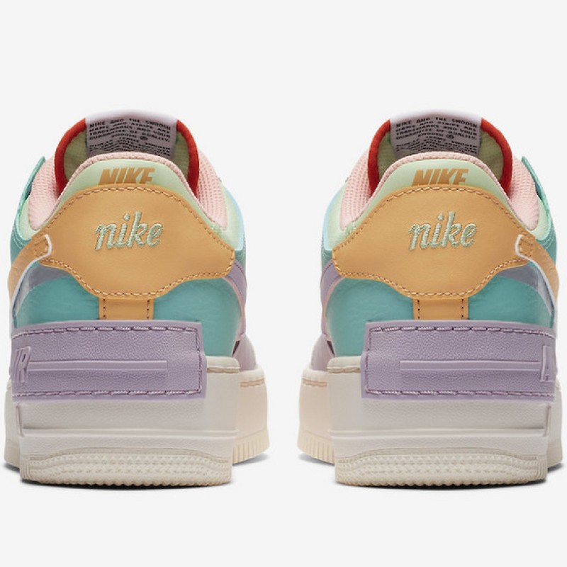 나이키 우먼스 에어 포스 1 '07 쉐도우 로우탑 트리플 운동화