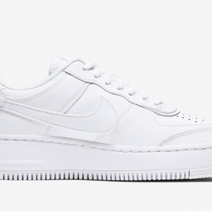 나이키 우먼스 에어 포스 1 '07 쉐도우 로우탑 트리플 운동화