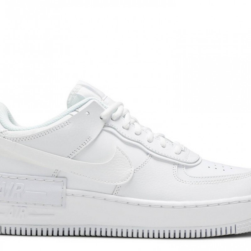 나이키 우먼스 에어 포스 1 '07 쉐도우 로우탑 트리플 운동화