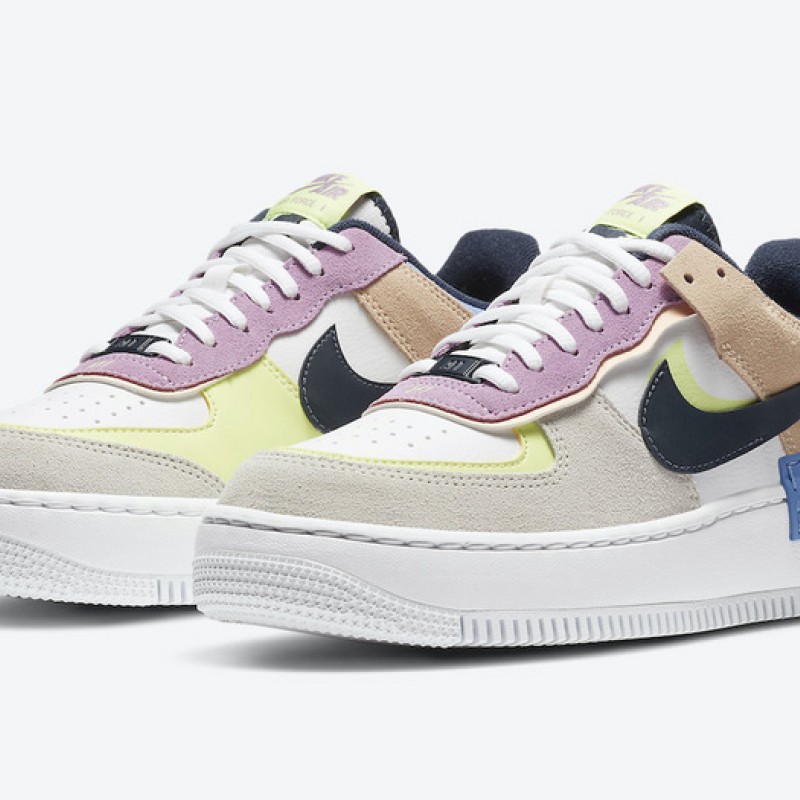 나이키 우먼스 에어 포스 1 '07 쉐도우 로우탑 트리플 운동화