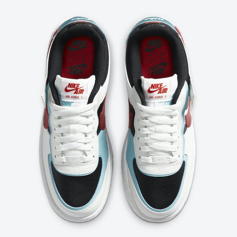 나이키 우먼스 에어 포스 1 '07 쉐도우 로우탑 트리플 운동화