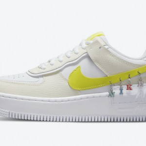 나이키 우먼스 에어 포스 1 '07 쉐도우 로우탑 트리플 운동화 DJ5197-100