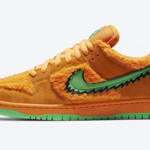 나이키 덩크 로우 유니버시티 CJ5378-800