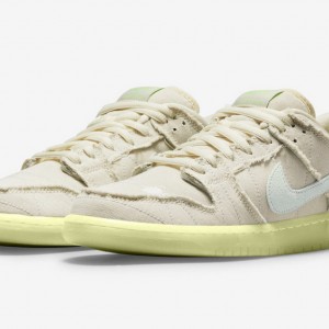 나이키 덩크 로우 유니버시티 DM0774-111