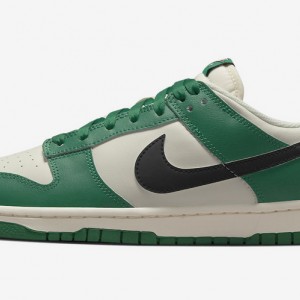 나이키 덩크 로우 유니버시티