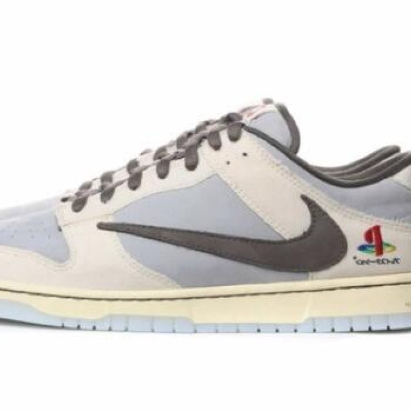 나이키 덩크 로우 유니버시티