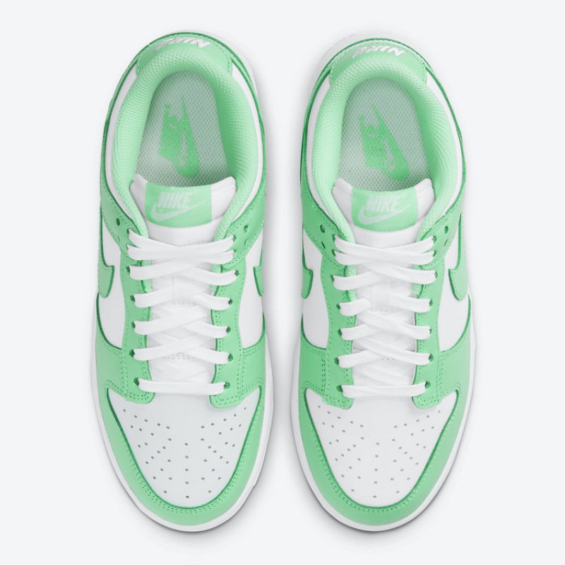 나이키 덩크 로우 유니버시티