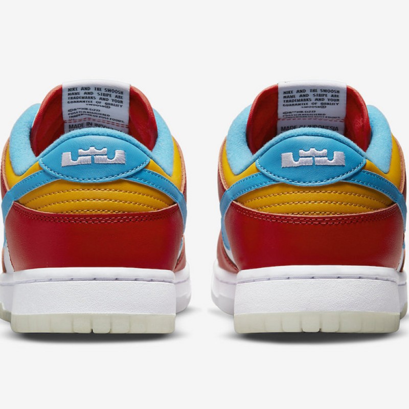 나이키 덩크 로우 유니버시티