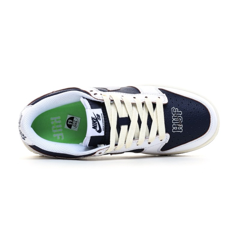 나이키 덩크 로우 유니버시티