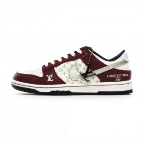 나이키 덩크 로우 유니버시티