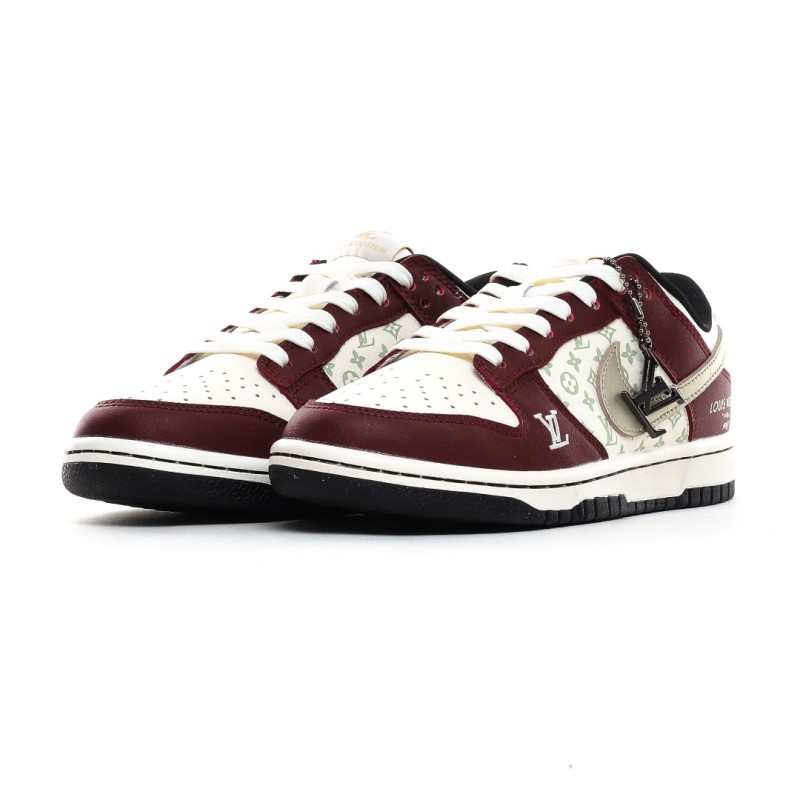 나이키 덩크 로우 유니버시티