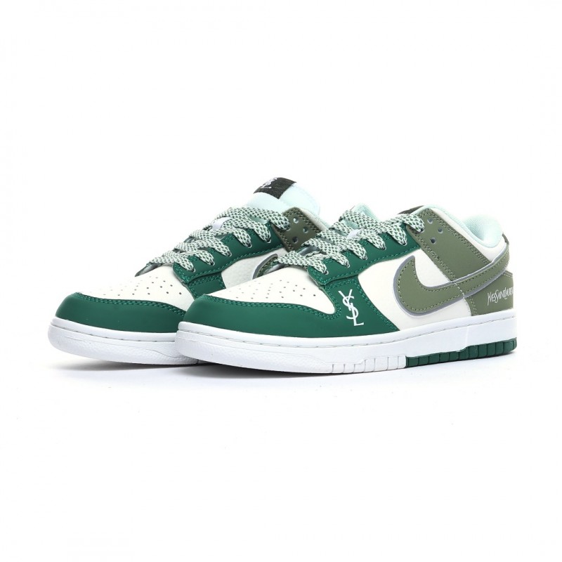 나이키 덩크 로우 유니버시티