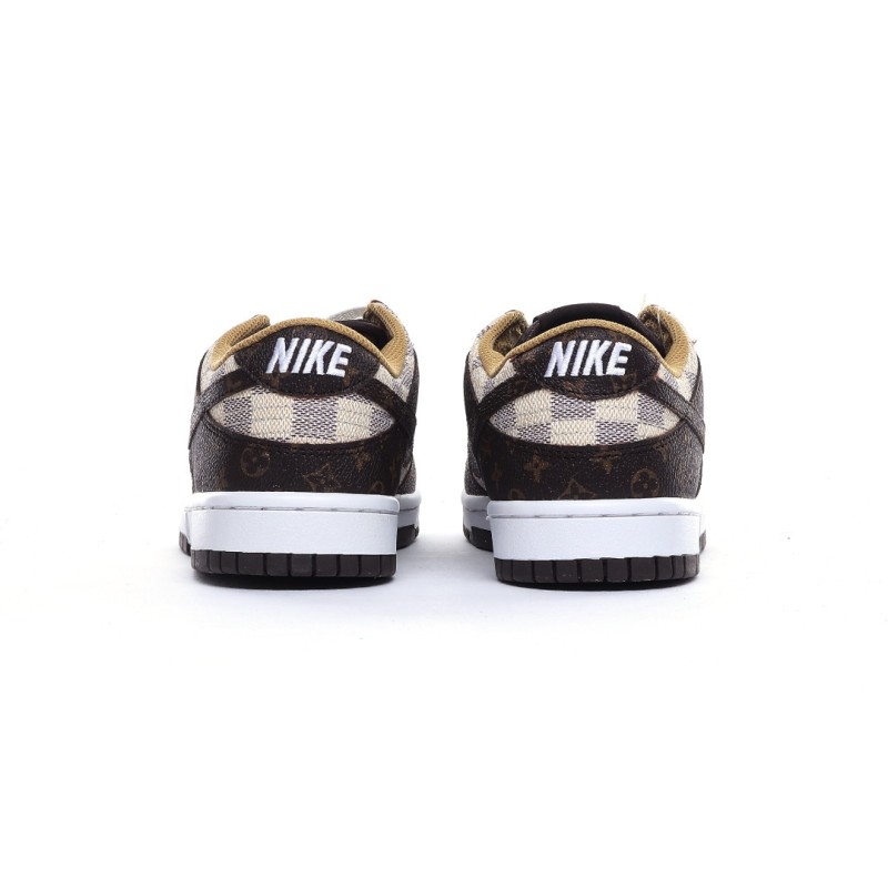 나이키 덩크 로우 유니버시티