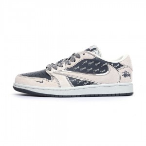 나이키 덩크 로우 유니버시티