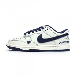 나이키 덩크 로우 유니버시티