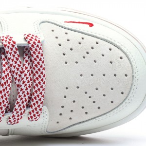 나이키 덩크 로우 유니버시티