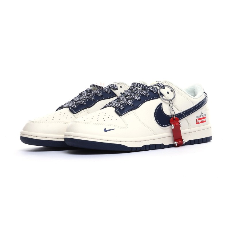 나이키 덩크 로우 유니버시티