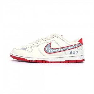 나이키 덩크 로우 유니버시티