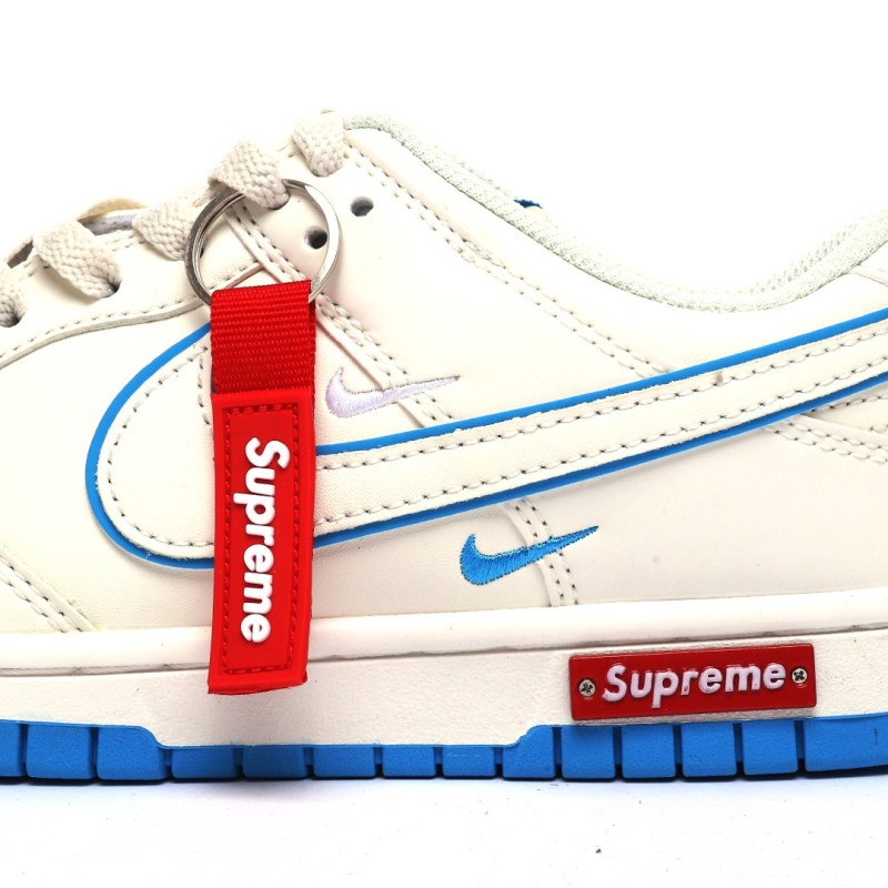 나이키 덩크 로우 유니버시티