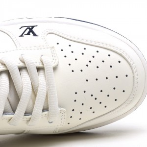 나이키 덩크 로우 유니버시티