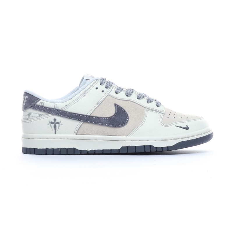 나이키 덩크 로우 유니버시티