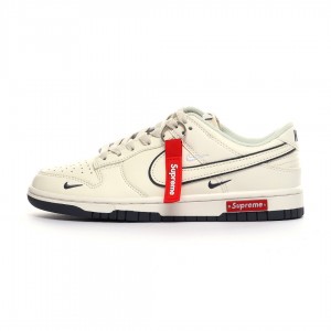 나이키 덩크 로우 유니버시티