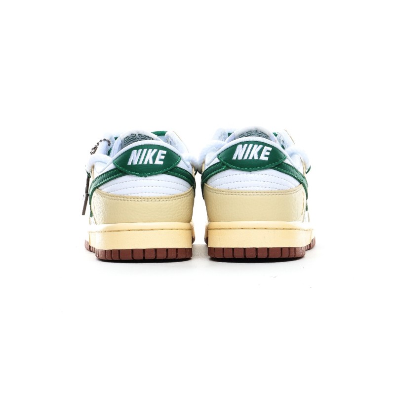 나이키 덩크 로우 유니버시티