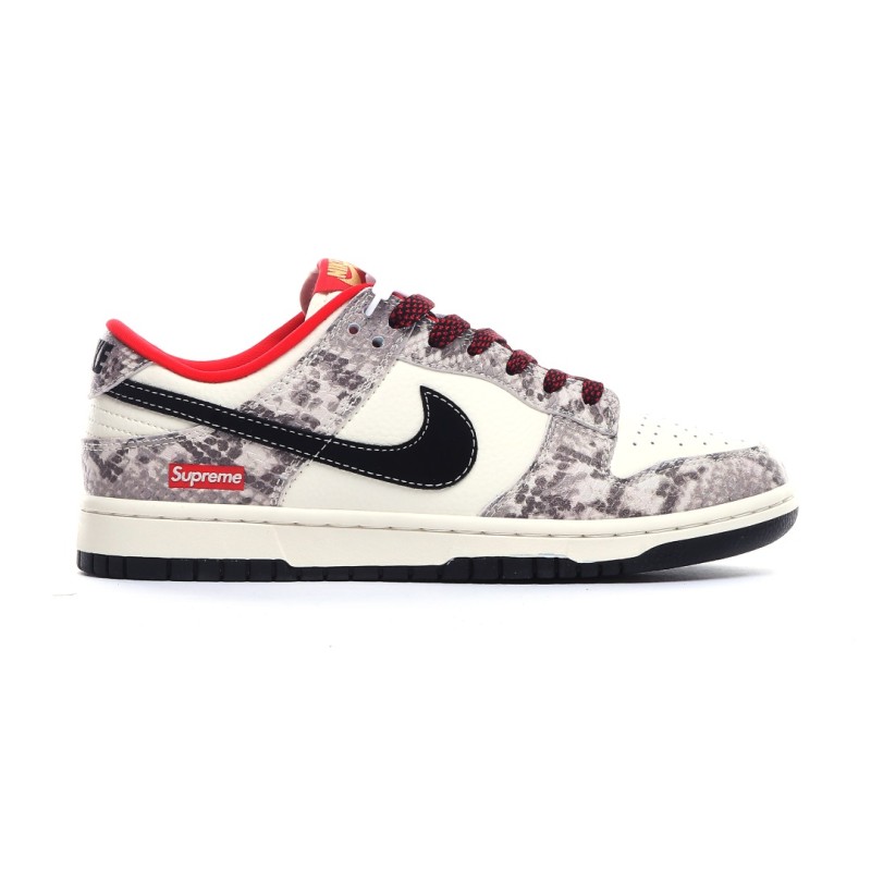 나이키 덩크 로우 유니버시티