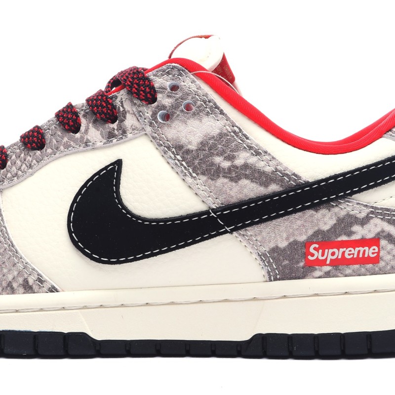 나이키 덩크 로우 유니버시티